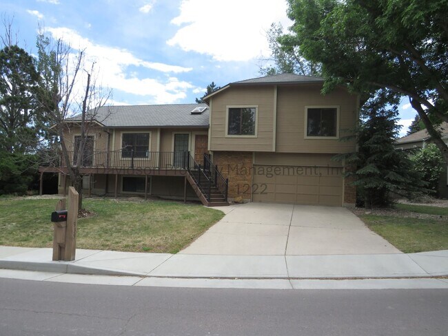 Primary Photo - Stunning 4 Bedroom House in West Colorado ...