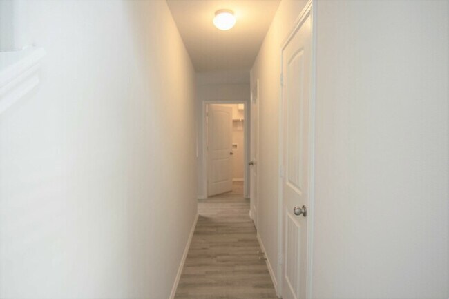 Building Photo - 5606 Hawksbury Creek Trail
