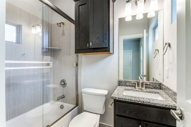 Building Photo - 4323 Dickason Ave