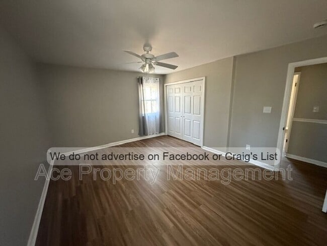 Building Photo - 643 Wakefield Dr