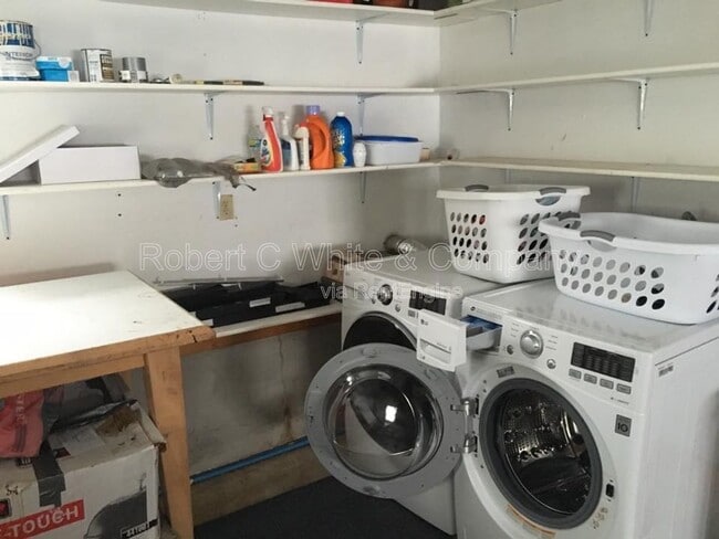 Building Photo - 1232 Trout Brook Dr