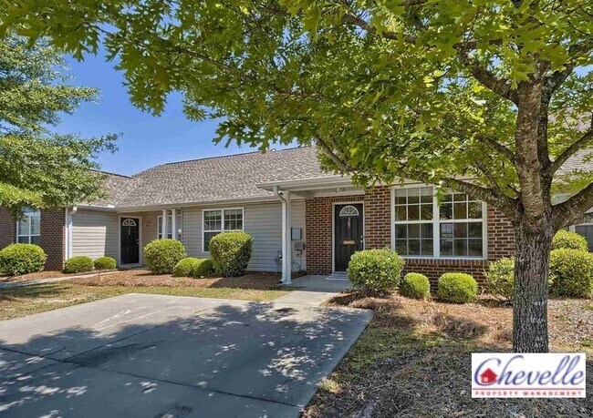 Building Photo - 307 Summit Townes Way