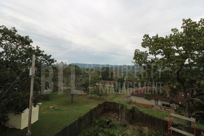 Building Photo - Beautiful Duplex in Kimberling City!