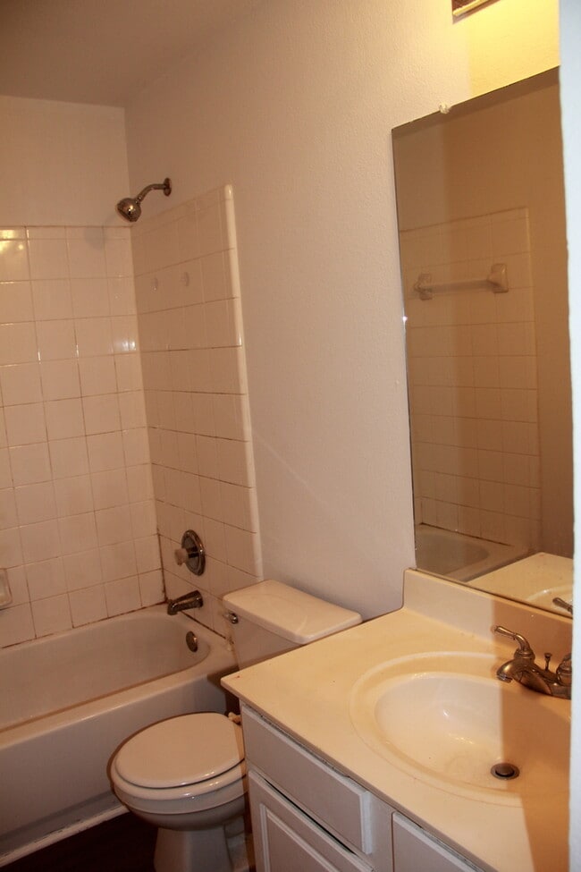 Building Photo - NORTH -   Harris Ridge SBDV