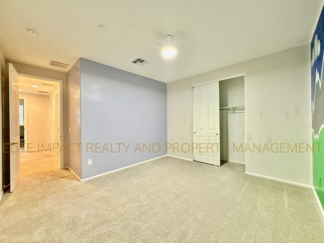 Building Photo - 9731 E Lynx Lk Trl