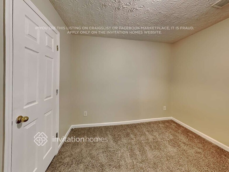 Building Photo - 8251 Sterling Ln