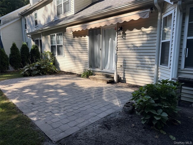 Building Photo - 33 Osborne Glen