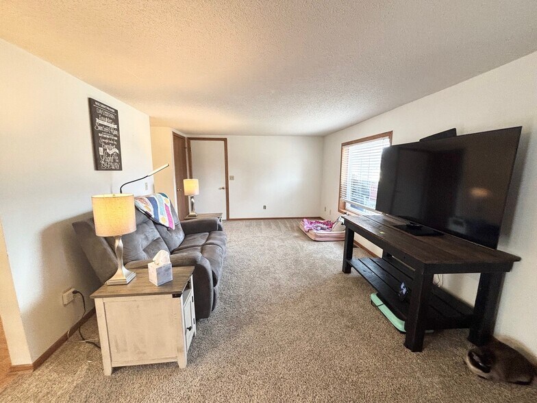 Building Photo - 22968 160th St NE