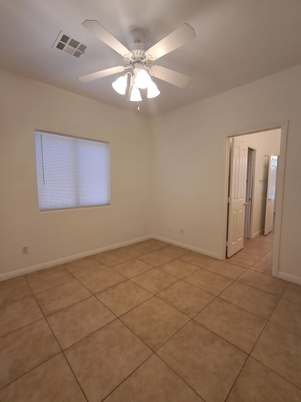 Building Photo - 2642 Sunday Grace Dr
