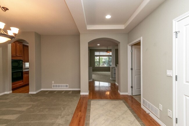 Building Photo - Beautiful ranch style patio home in Fox Meadows golf community.