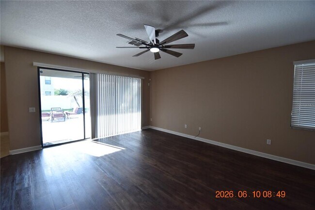 Building Photo - 20019 Date Palm Way
