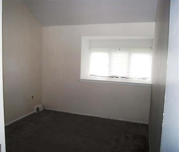 Spare Bedroom - 7601 Crittenden St