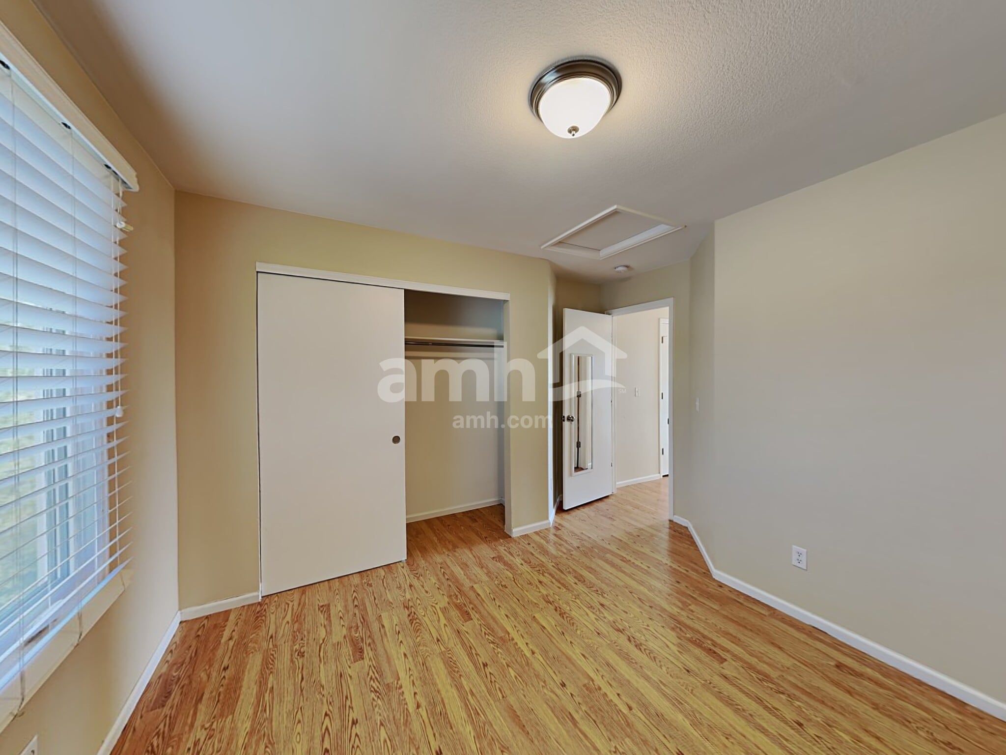 Building Photo - 342 W Prestwick Way