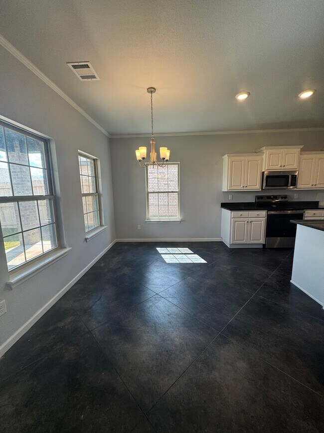 Building Photo - New built located in Beacon Pointe area!!!...