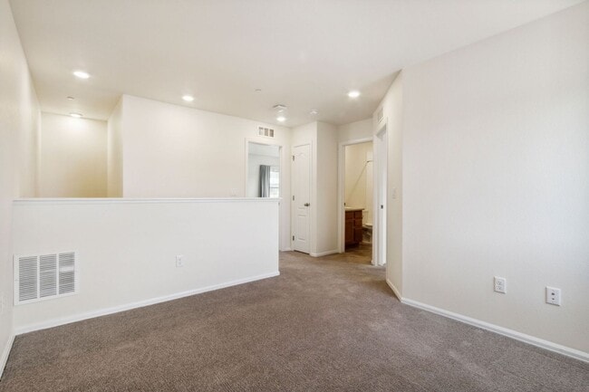 Building Photo - Fort Collins Lifestyle Exemplified by this 2 Bed, 2.5 Bath Paired Home!