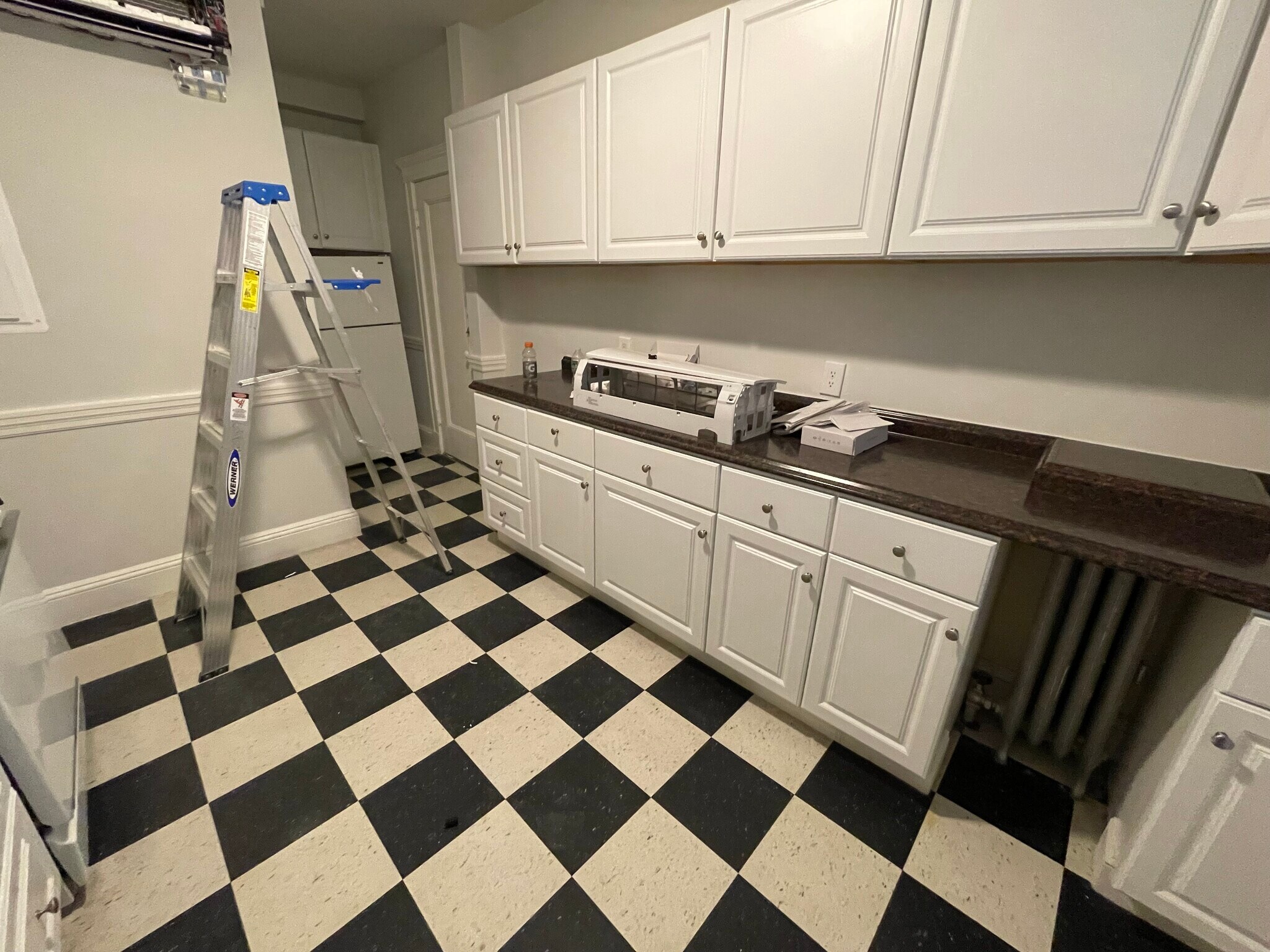 Building Photo - 22 Forest St