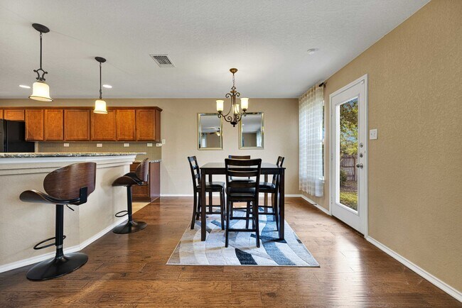 Building Photo - Beautiful Rental Home in Southwest ISD School District