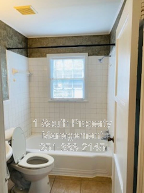 Building Photo - 2651 Foreman Cir