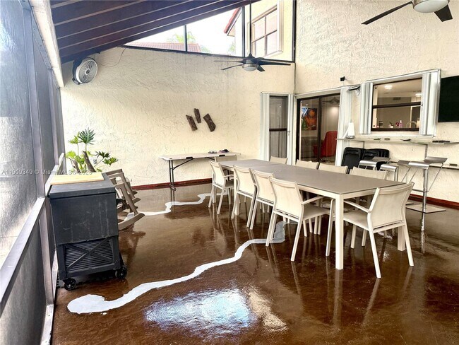 Building Photo - 11829 SW 105th Terrace