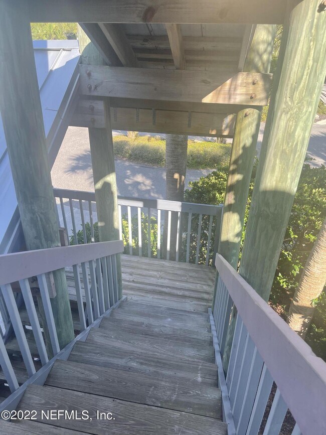 Building Photo - 204 Salt Grass Ct