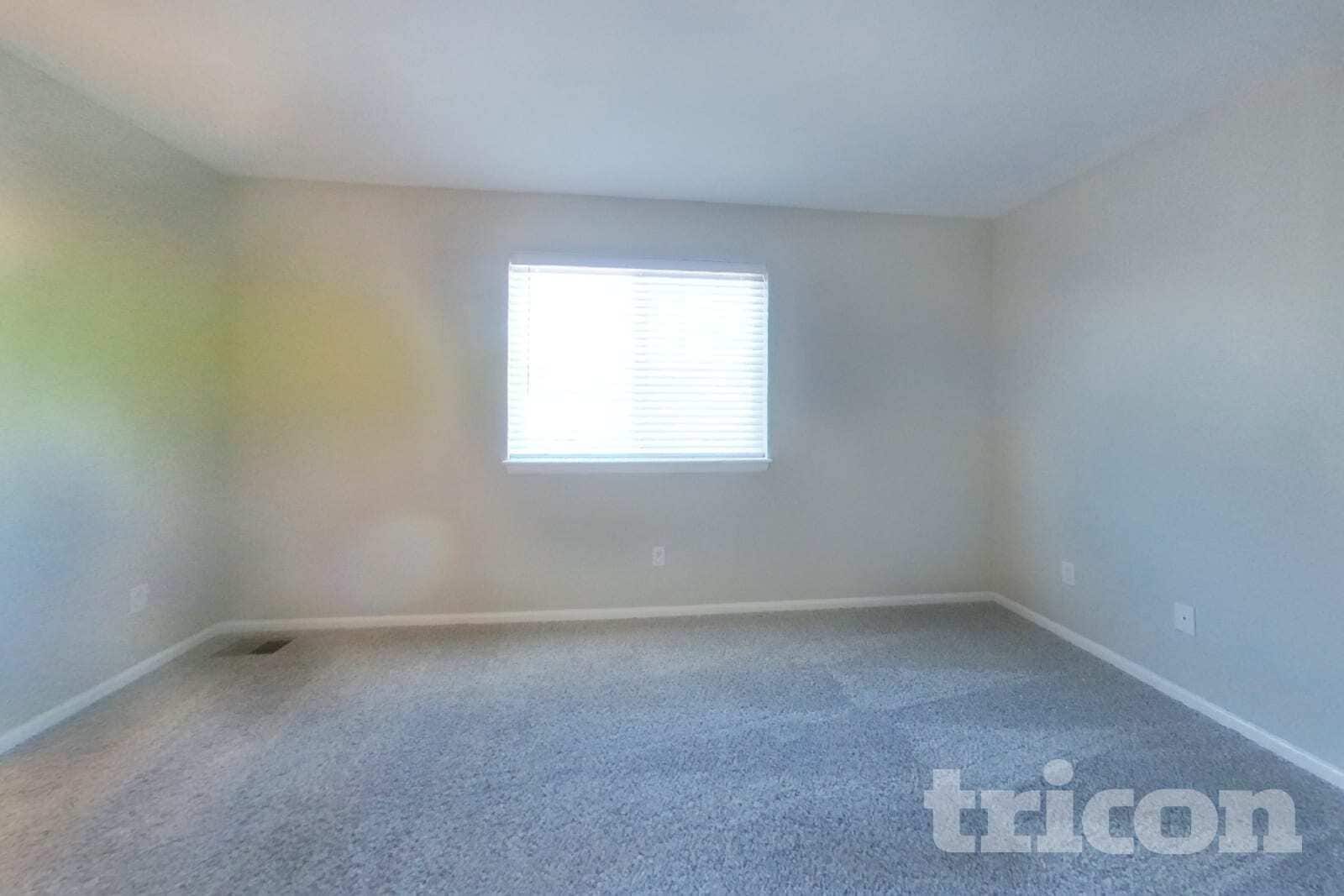 Building Photo - 7191 S Oak Hill Cir