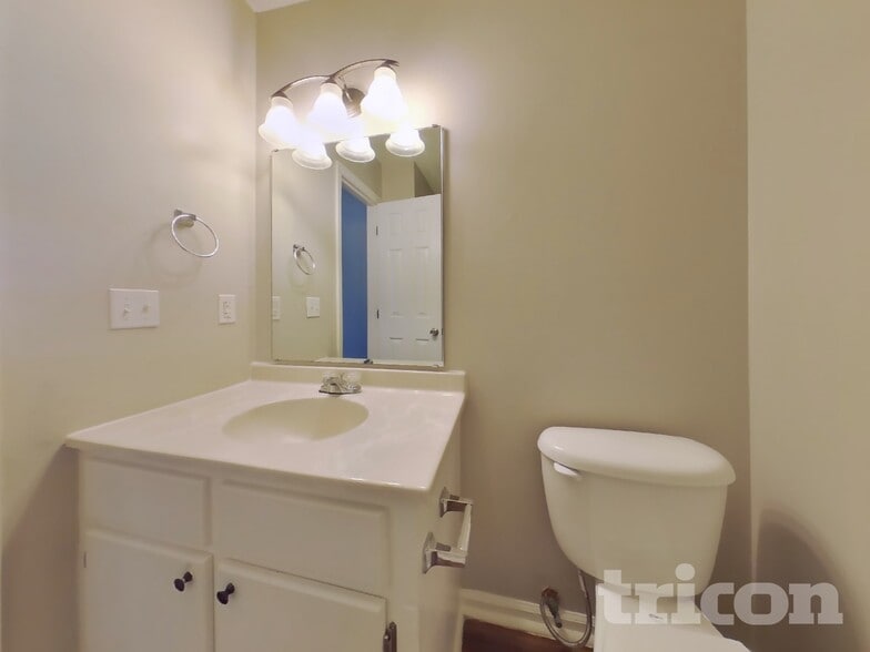 Building Photo - 101 Squire Rd