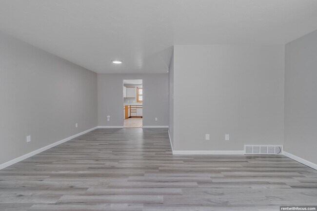 Building Photo - 2795-2797 Saint Ann Dr.
