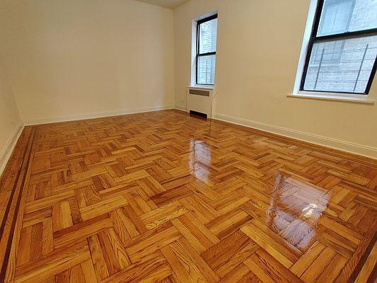 Building Photo - 1 bedroom in BRONX NY 10463