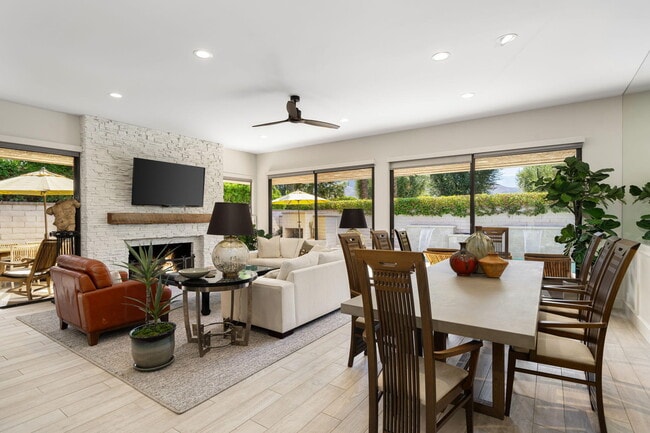 Building Photo - 76 Princeton Dr