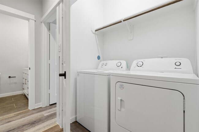 Building Photo - 417 Stonework Sage Ln