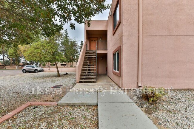 Building Photo - 330 S Beck Ave