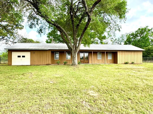 Primary Photo - 4902 Mill Creek Rd