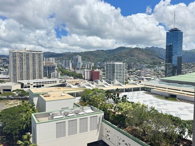Building Photo - 1848 Kahakai Dr