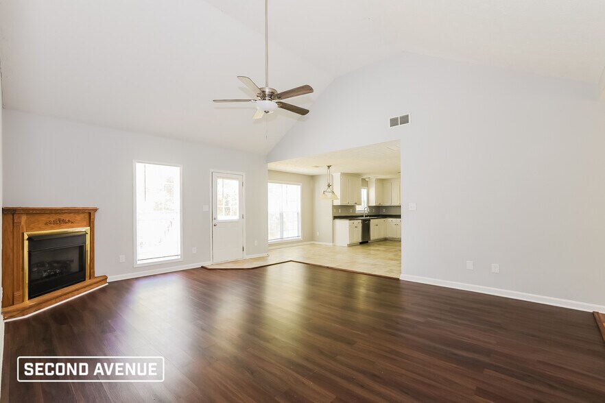 Building Photo - 512 Gatewood Dr