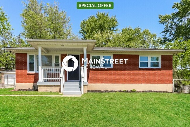 Primary Photo - 3 Bedroom Pet-Friendly Home in Louisville,...