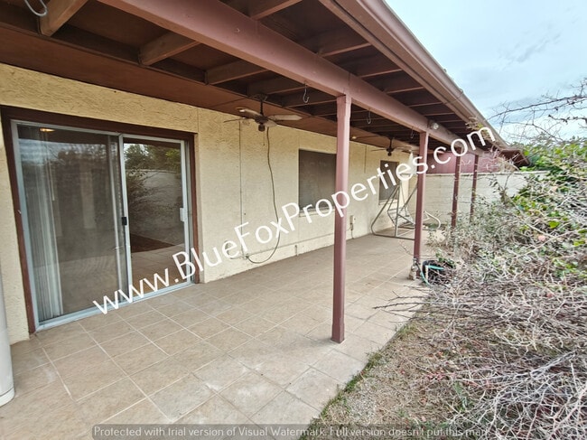 Building Photo - 1201 N Tracy Ave