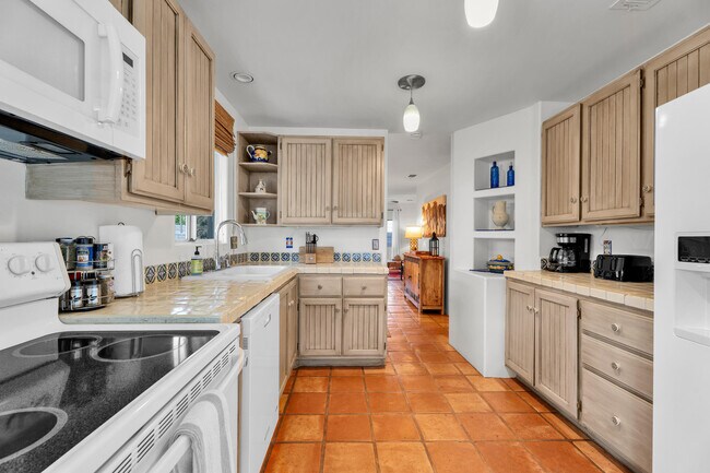 Building Photo - 52420 Avenida Juarez