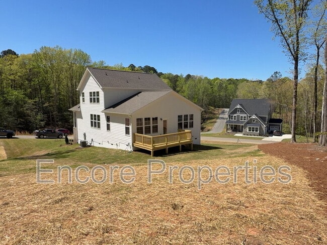 Building Photo - 135 Little Gem Ln