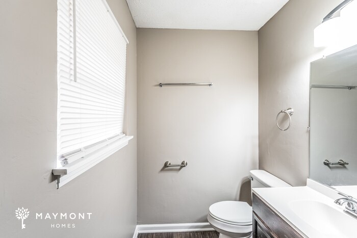 Building Photo - 2565 Gaylon St