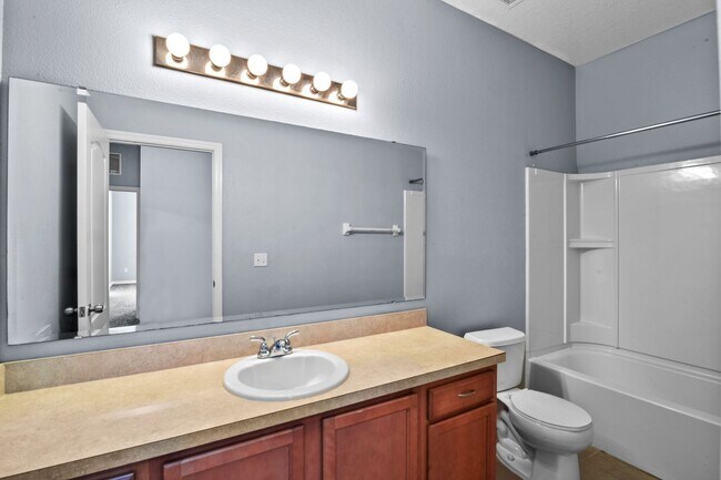 Building Photo - Amazing 3/2.5/2 Townhome in Lake Nona's Ea...