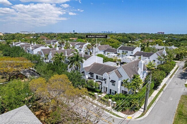 Building Photo - 7765 SW 54th Ct