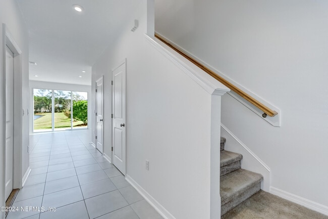 Building Photo - 13115 Annie’s Walk Dr
