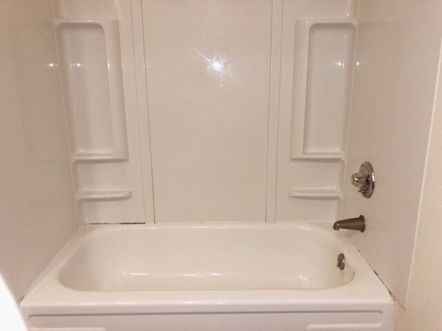 Building Photo - COMING SOON Creekside Views! 1 Bedroom Wes...