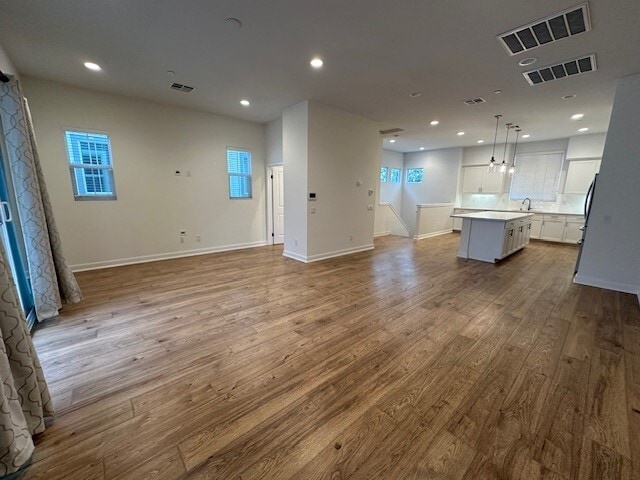 Building Photo - 8315 N Peyton Way