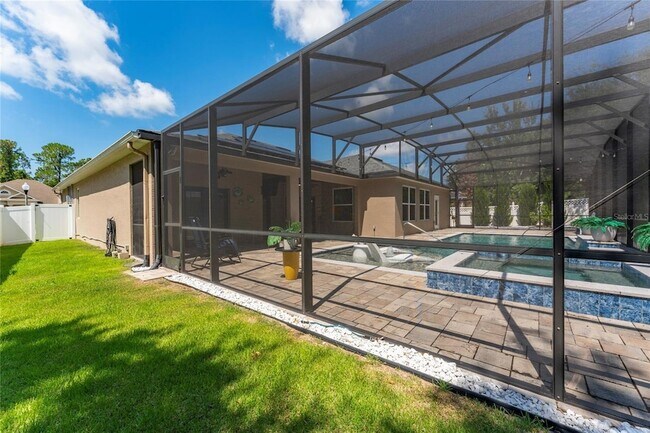 Building Photo - 2260 Pickford Cir