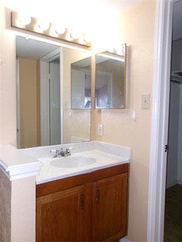 Building Photo - 622 W Warrior Trl