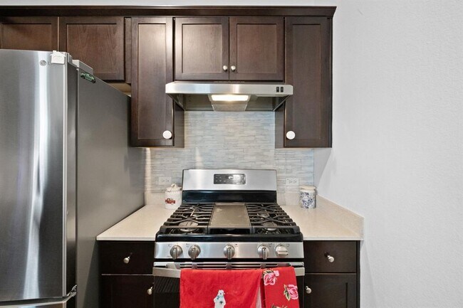 Building Photo - 7116 Spirit Hill Rd