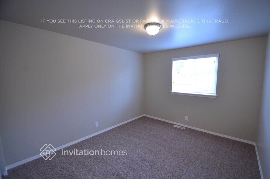 Building Photo - 409 Rainbow Pl
