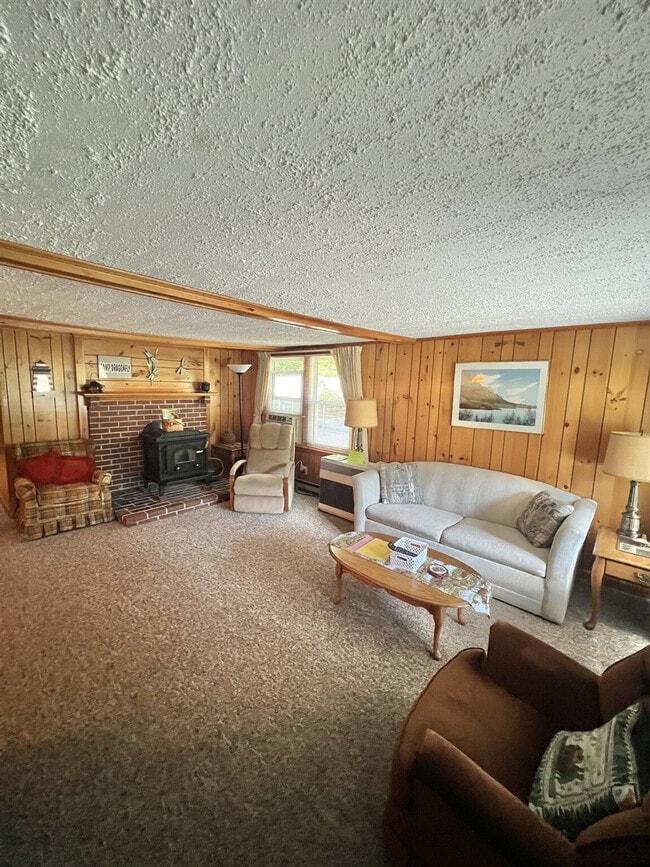 Building Photo - 24 Bayou Rd