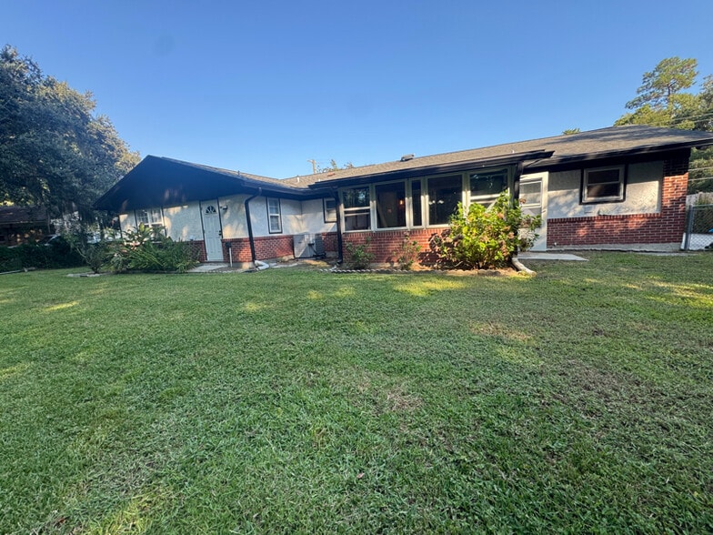 Building Photo - 620 Broad River Dr